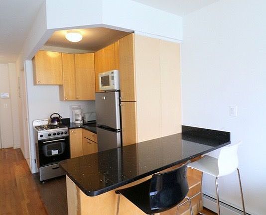 5th image of 626 10th Ave APT 3C