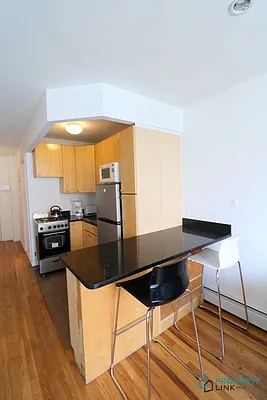 Rented by Property Link Mgmt, LLC | media 28