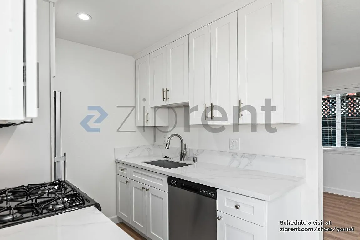 2 bed, $2,850 — Photo 2