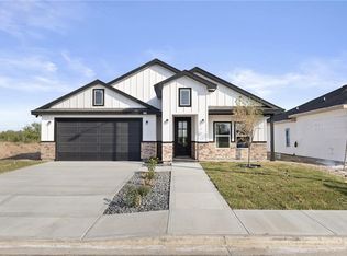 9702 N 71st Ln, Mission, TX 78573