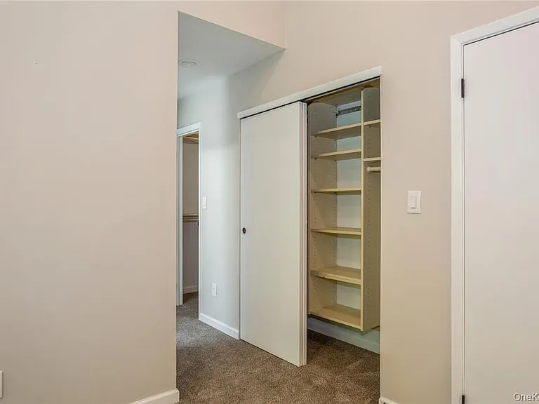9 N McConnell Ave — Photo 12