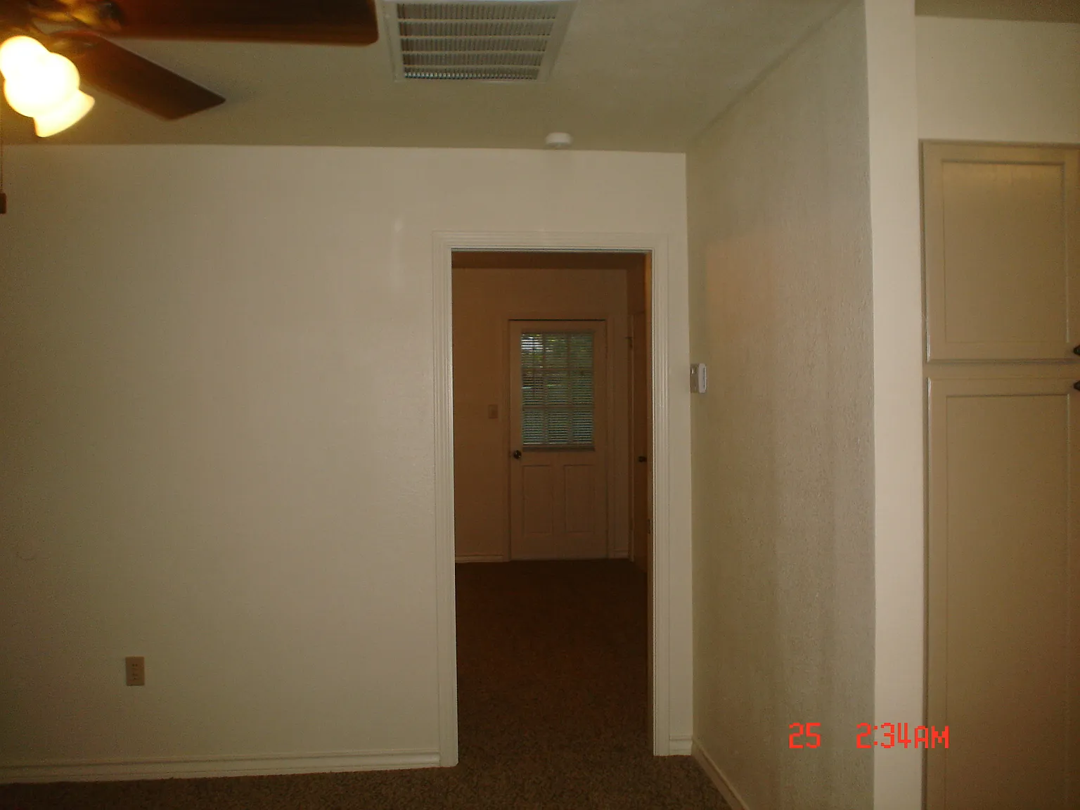 1 bed, 600 sqft, $1,050 — Photo 4