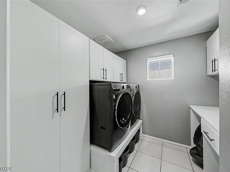 10634 Sariah Skye Ave — Photo 35