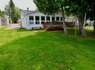 3381 Long Point Dr, Houghton Lake, MI 48629