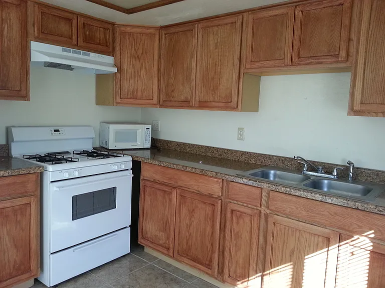 470 C St #3 — Photo 3
