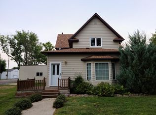 304 E 8th Ave, Groton, SD 57445