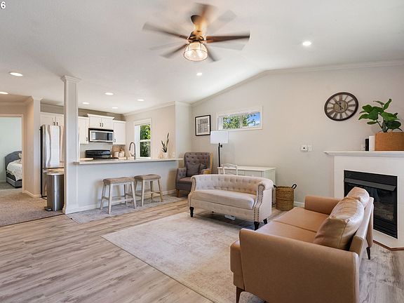 5th image of 15056 NW Central Dr APT 702