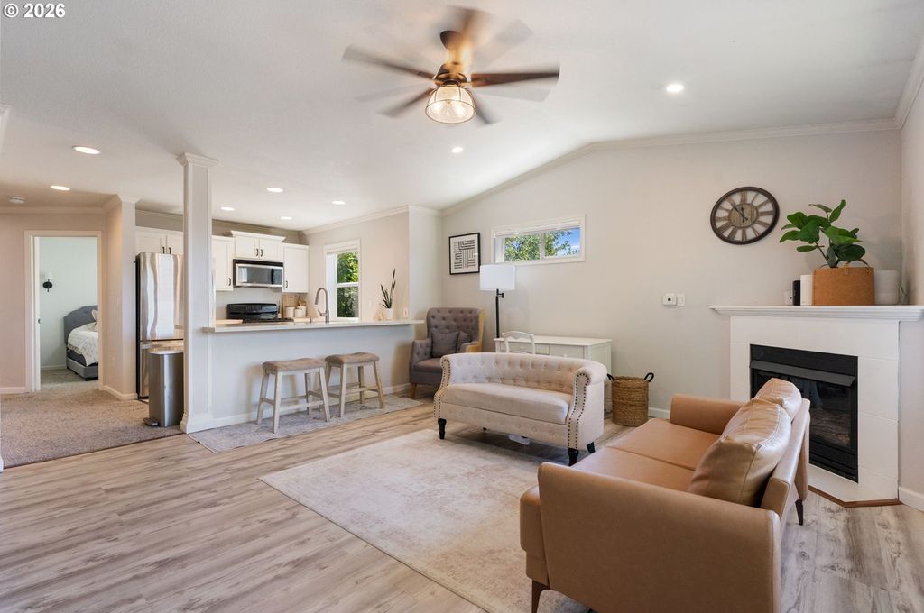 15056 NW Central Dr APT 702, Portland, OR - View 5
