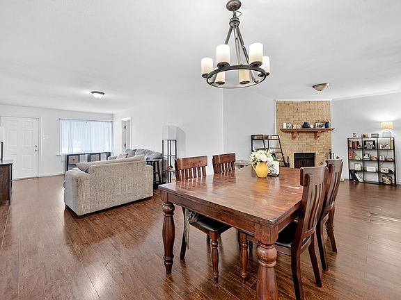 4th image of 955 Ashwood Dr