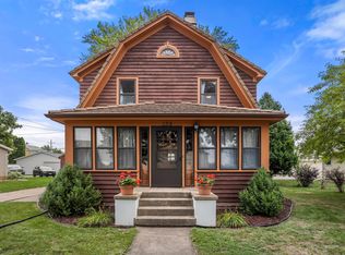 135 N James St, Kimberly, WI 54136