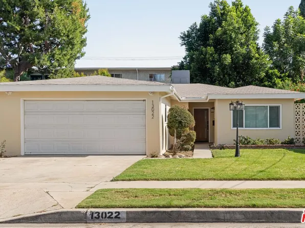 13022 Aetna St, Van Nuys, CA 91401
