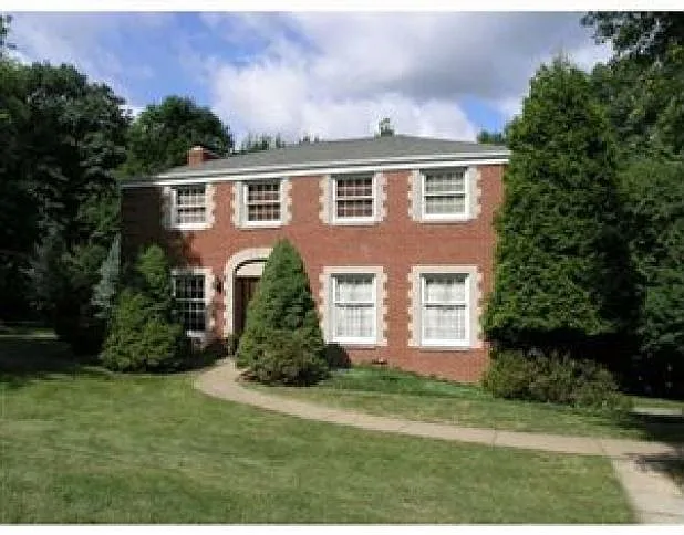 201 Ohara Manor Dr photo 1