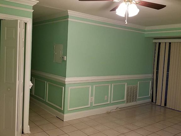 3rd image of 11052 Camfield Ct APT 002