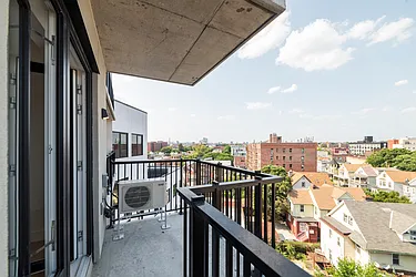 Rented by Key City Capital Inc