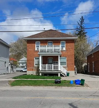 104 Mississaga St W #1