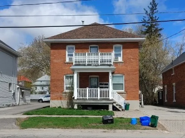104 Mississaga St W #1, Orillia, ON L3V 3B1