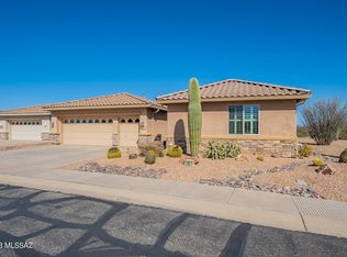 1977 N Laguna Oaks Dr, Green Valley, AZ 85614