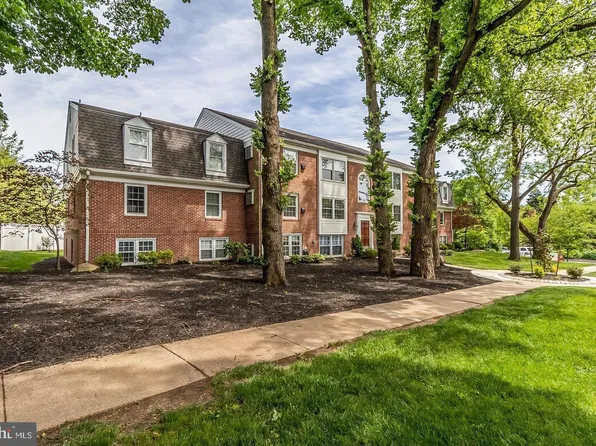 355 Homeland Southway Unit 2B, Baltimore, MD 21212