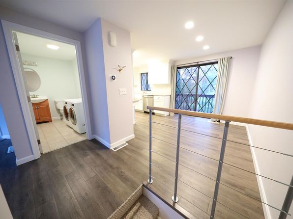 Townhomes For Rent in Merrimack NH - 2 Rentals | Zillow