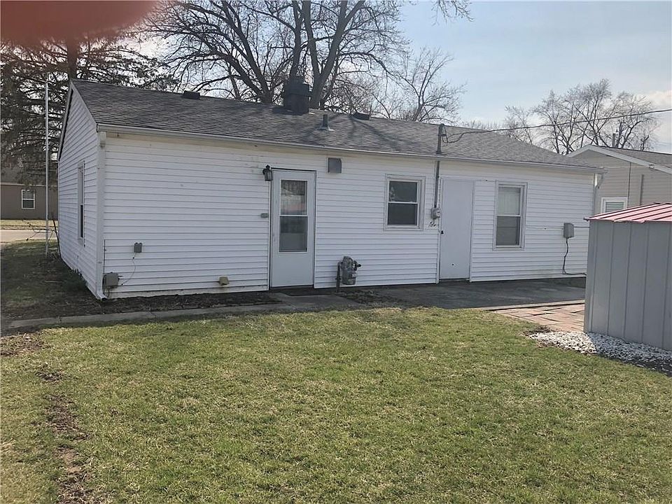 2nd image of 181 W Dakota St