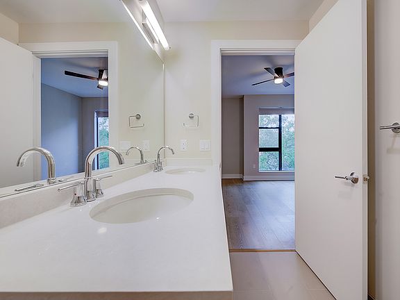 4th image of 199 Dali Blvd #301