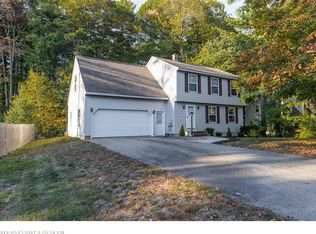 8 Arbor Crossing Dr, Kennebunk, ME 04043