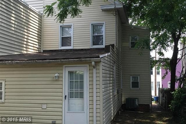 2nd image of 3700 Elm Ave