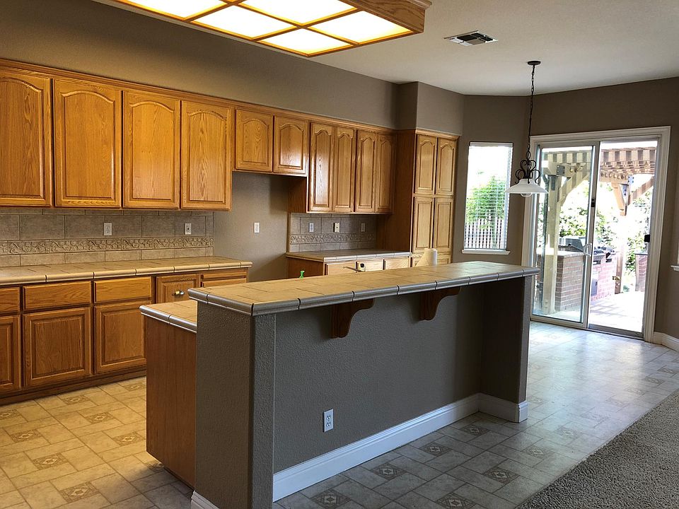 1st image of 1700 Dashwood Dr