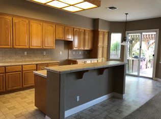 1700 Dashwood Dr, Roseville, CA 95747