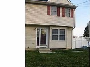 105 Clymer Ave, Morrisville, PA 19067