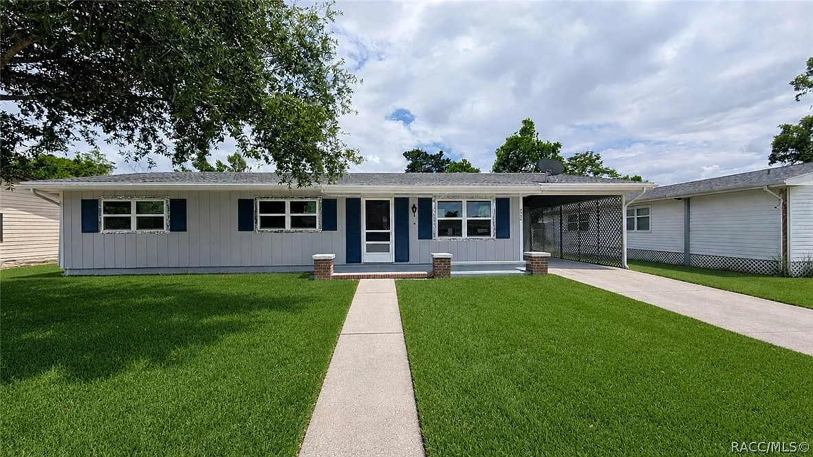 3 bed, 2.0 bath, 1104 sqft, $1,600 — Photo 1