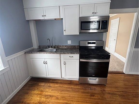5th image of 350 Metacom Ave APT 2