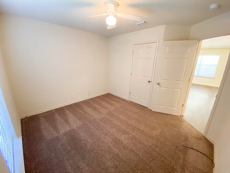 11801 Balsam Ct — Photo 15