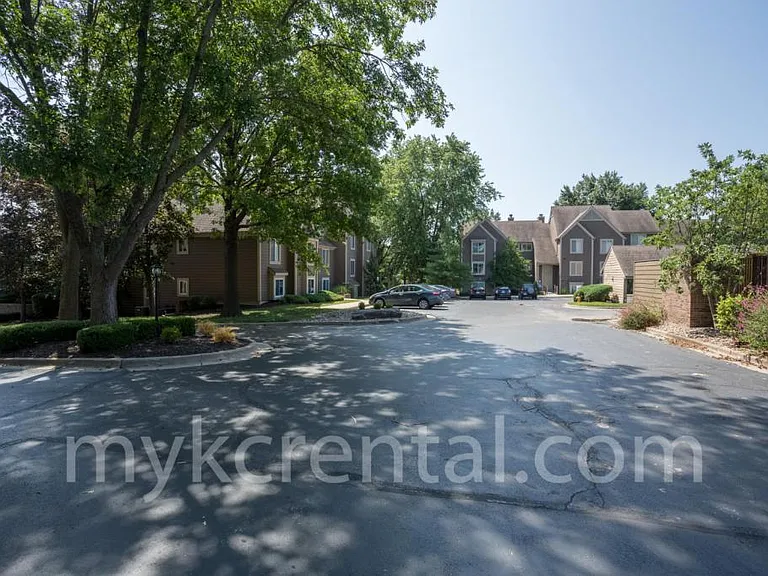 11204 Nieman Rd #101 — Photo 19