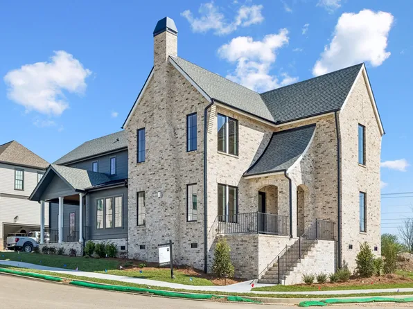 124 Mitford Ln W #10, Spring Hill, TN 37174