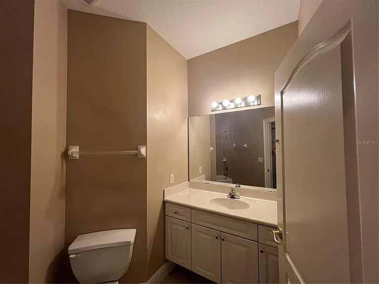 20 Woodfield Dr — Photo 17