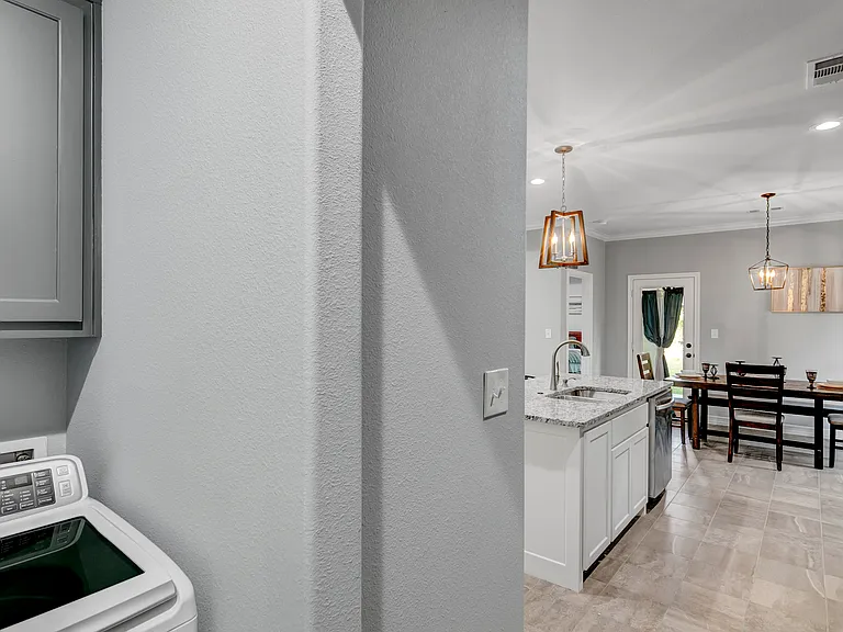 3451 West Ave — Photo 15