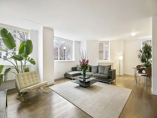 Sold by Sotheby's International Realty | media 1