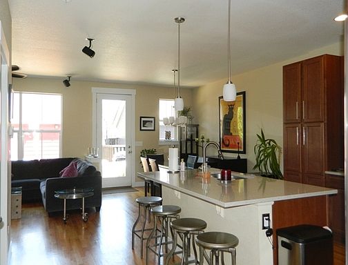 3rd image of 10055 Mlk Blvd