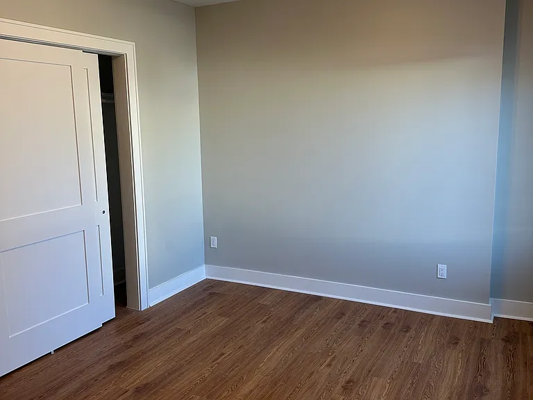 400 Oak St #1D — Photo 9