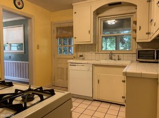 2814 S Arlington Ridge Rd, Arlington, VA 22202