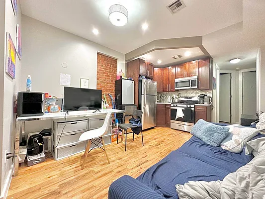 Rented by Doorway NYC, LLC | media 10