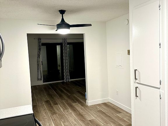 5th image of 504 Kendall St