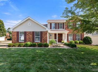 200 Carina Ct, Ballwin, MO