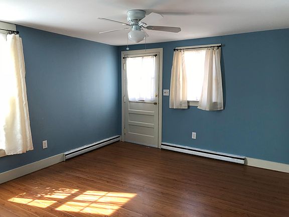 4th image of 81 High St APT C