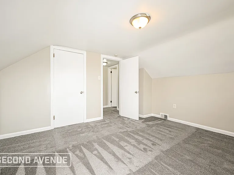 1721 Vanburen St — Photo 13