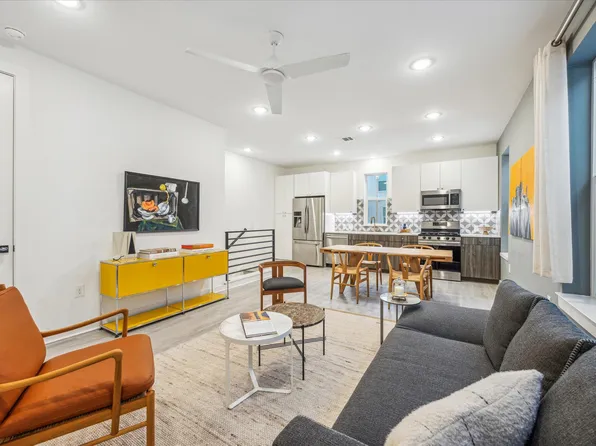 2624 Metcalfe Rd #2, Austin, TX 78741