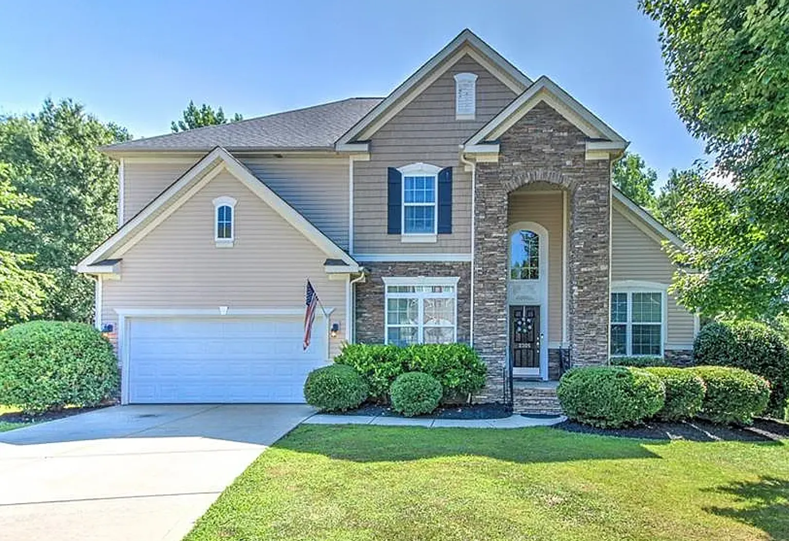 Coming Soon! 5B/4BA Home on a Cul-De-Sac in Waxhaw! — Photo 2