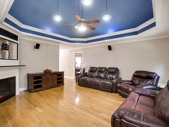 3rd image of 3231 Bilbrey Dr