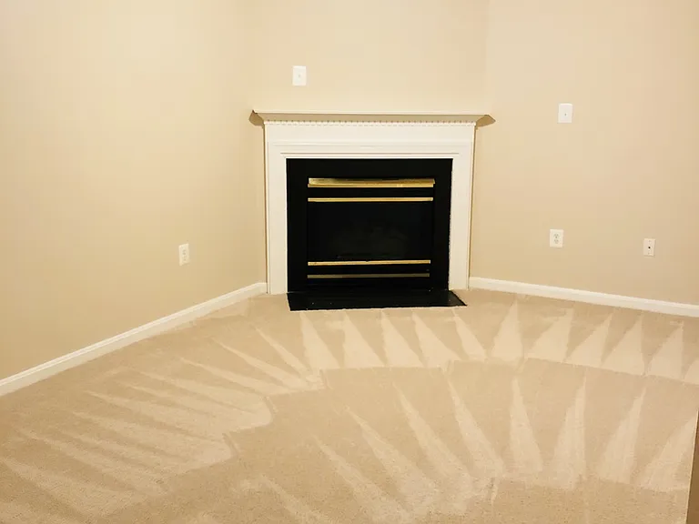 11 Catherine Ln — Photo 26